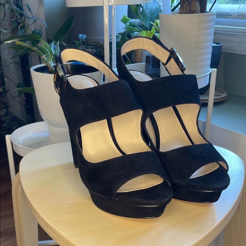 Pelle Moda Pamina platform sandal